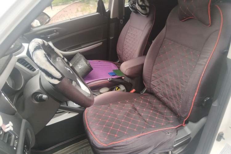 Used CHANGAN CS35 2015 1.6L Manual Luxury Model China IV Standard Left Front Seat