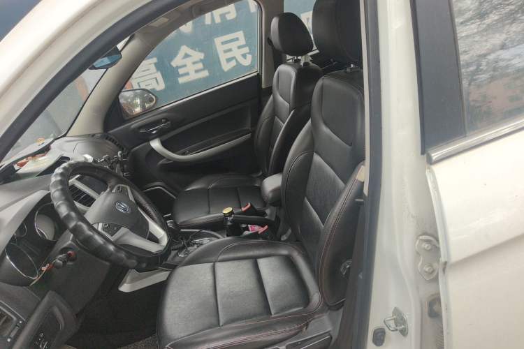 Used CHANGAN CS35 2015 1.6L Automatic Luxury Model China IV Standard Left Front Seat