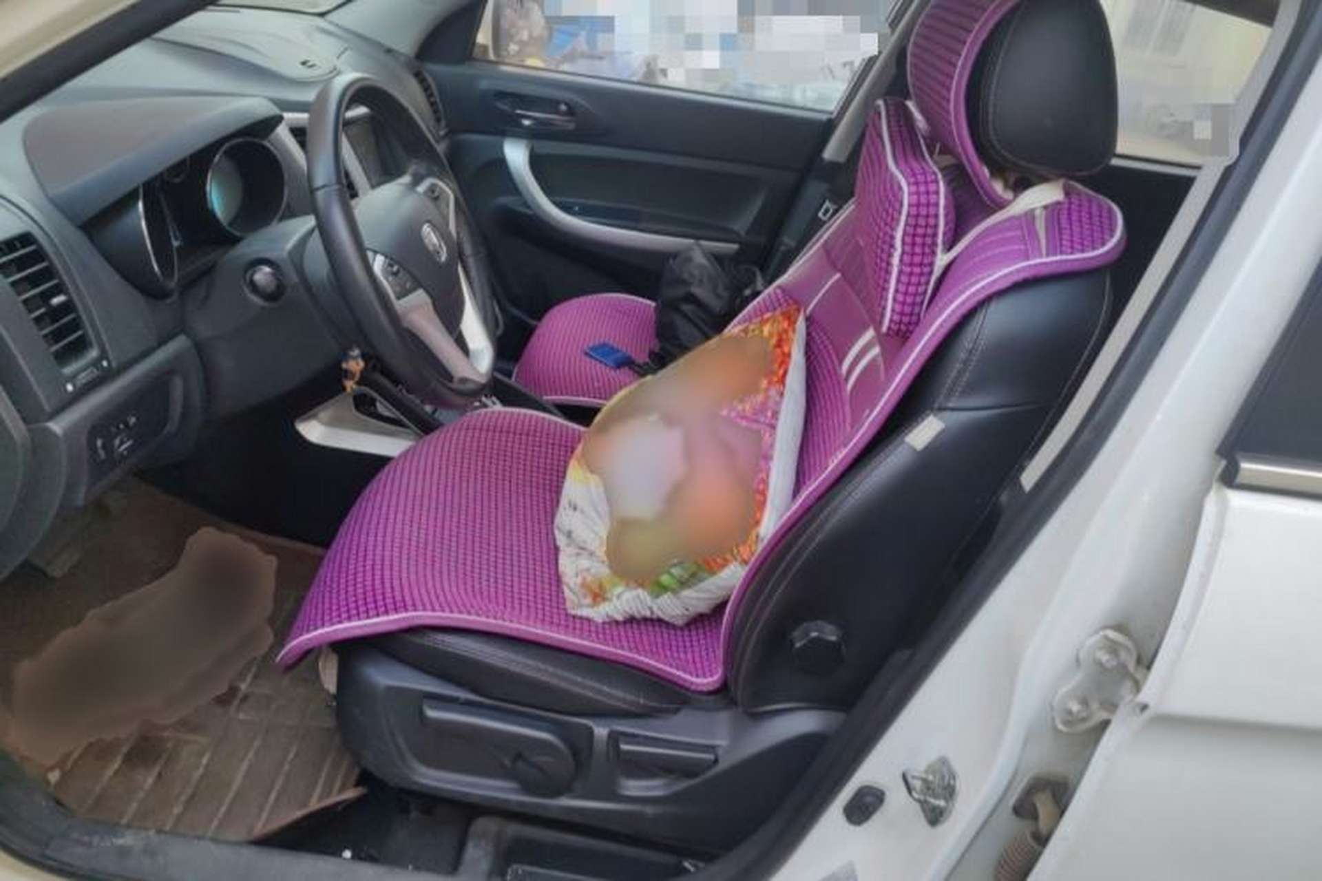 Used CHANGAN CS35 2015 1.6L Automatic Luxury Model China IV Standard Left Front Seat