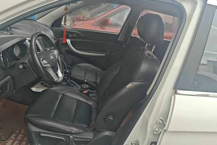 Used CHANGAN CS35 2015 1.6L Manual Luxury Model China IV Standard Left Front Seat