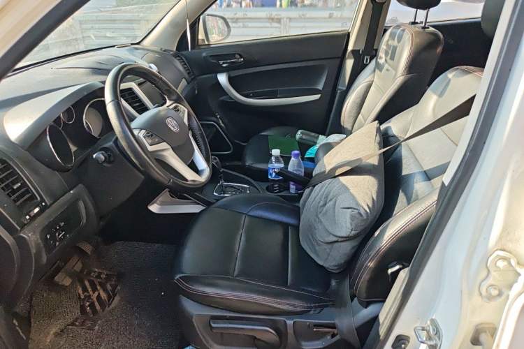Used CHANGAN CS35 2015 1.6L Automatic Luxury Model China IV Standard Left Front Seat