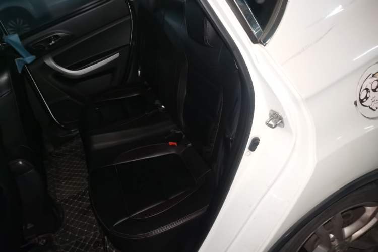 Used CHANGAN CS35 2015 1.6L Manual Luxury Model China IV Standard Left Rear Seat
