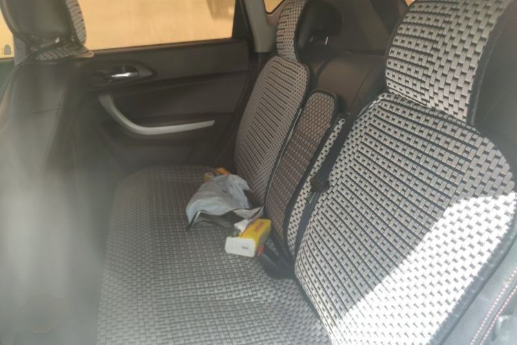 Used CHANGAN CS35 2015 1.6L Automatic Prestige Model China IV Standard Left Rear Seat