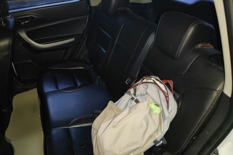 Used CHANGAN CS35 2015 1.6L Manual Luxury Model China IV Standard Left Rear Seat