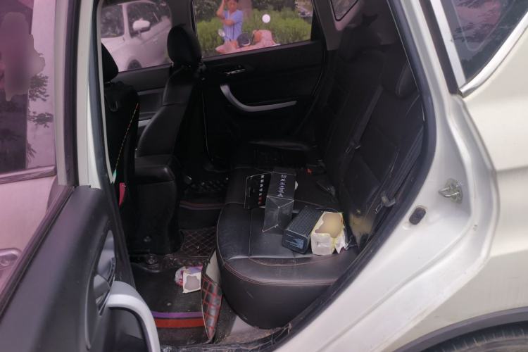 Used CHANGAN CS35 2015 1.6L Manual Luxury Model China IV Standard Left Rear Seat