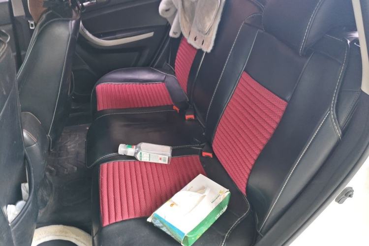 Used CHANGAN CS35 2015 1.6L Manual Luxury Model China IV Standard Left Rear Seat