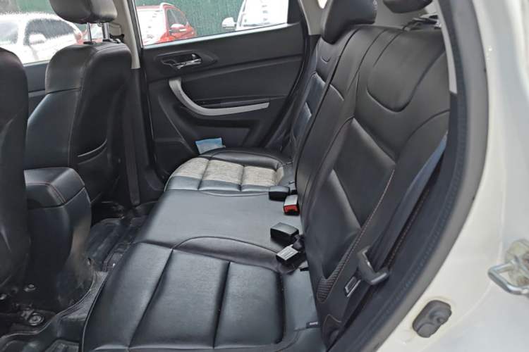 Used CHANGAN CS35 2015 1.6L Manual Luxury Model China IV Standard Left Rear Seat
