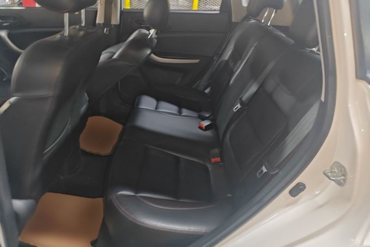 Used CHANGAN CS35 2015 1.6L Manual Luxury Model China IV Standard Left Rear Seat