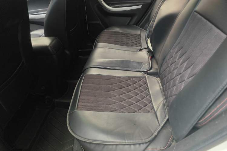 Used CHANGAN CS35 2015 1.6L Manual Luxury Model China V Standard Left Rear Seat