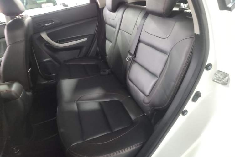 Used CHANGAN CS35 2015 1.6L Manual Luxury Model China IV Standard Left Rear Seat