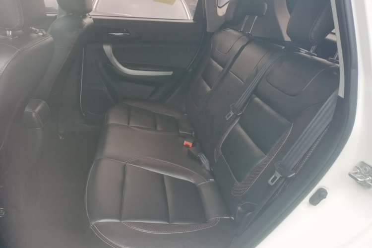 Used CHANGAN CS35 2015 1.6L Automatic Luxury Model China IV Standard Left Rear Seat