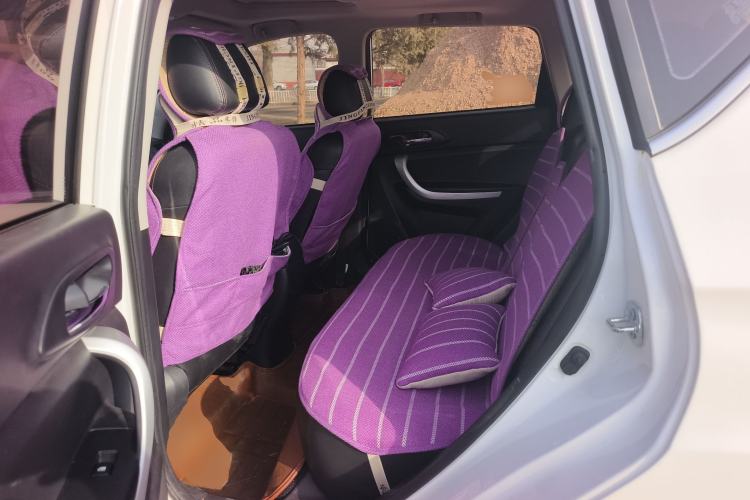 Used CHANGAN CS35 2015 1.6L Automatic Luxury Model China V Standard Left Rear Seat
