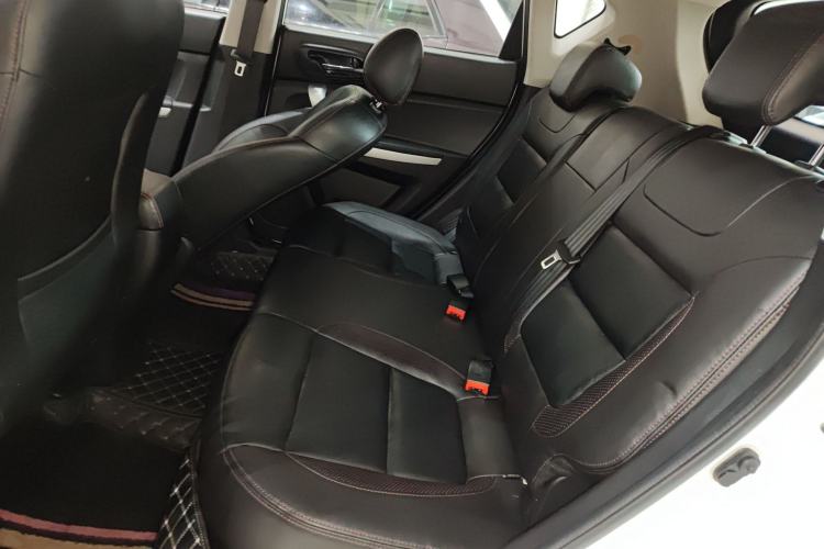Used CHANGAN CS35 2015 1.6L Manual Luxury Model China IV Standard Left Rear Seat