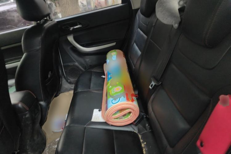 Used CHANGAN CS35 2015 1.6L Manual Luxury Model China V Standard Left Rear Seat