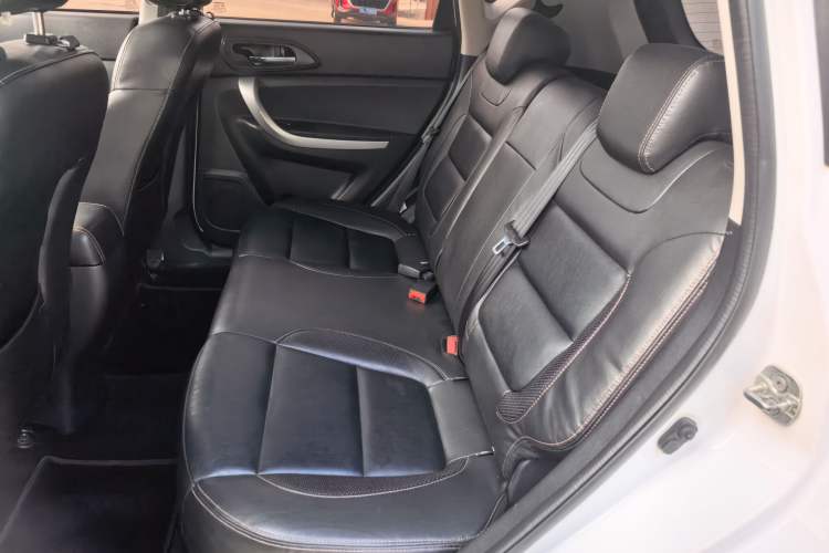 Used CHANGAN CS35 2015 1.6L Automatic Luxury Model China V Standard Left Rear Seat