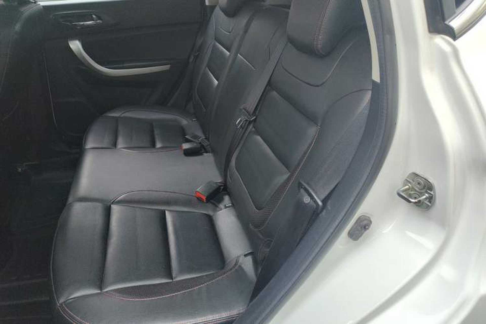 Used CHANGAN CS35 2015 1.6L Automatic Luxury Model China IV Standard Left Rear Seat
