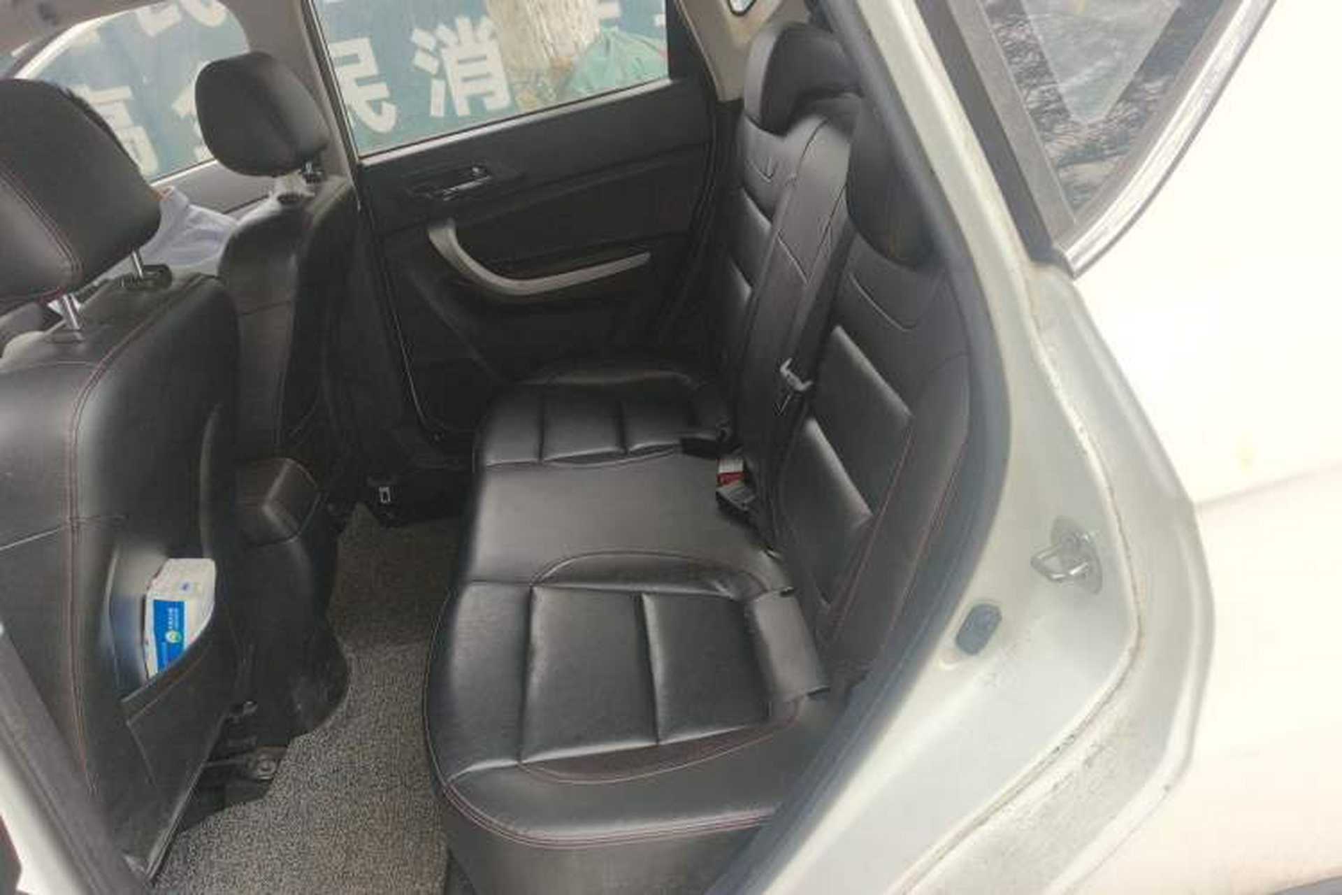 Used CHANGAN CS35 2015 1.6L Automatic Luxury Model China IV Standard Left Rear Seat