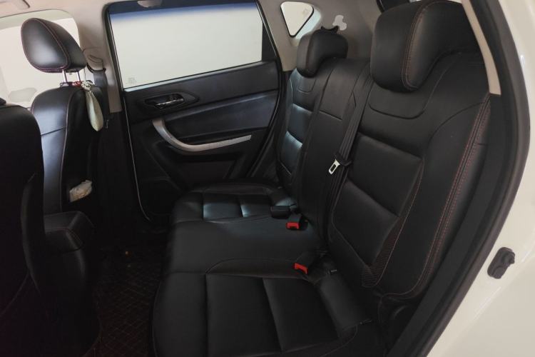 Used CHANGAN CS35 2015 1.6L Automatic Luxury Model China IV Standard Left Rear Seat