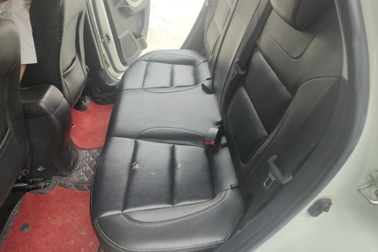Used CHANGAN CS35 2015 1.6L Automatic Luxury Model China IV Standard Left Rear Seat