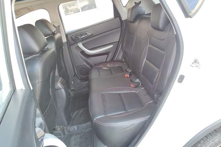 Used CHANGAN CS35 2015 1.6L Manual Luxury Model China IV Standard Left Rear Seat