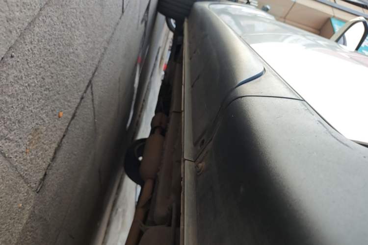 Used CHANGAN CS35 2015 1.6L Manual Luxury Model China IV Standard Left Side Sill