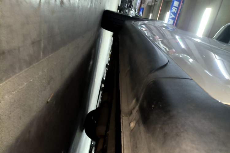 Used CHANGAN CS35 2015 1.6L Manual Luxury Model China IV Standard Left Side Sill