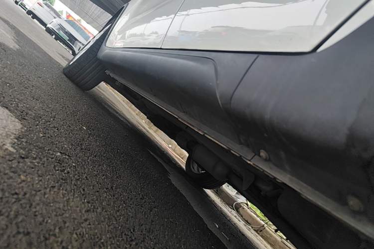 Used CHANGAN CS35 2015 1.6L Automatic Luxury Model China V Standard Left Side Sill