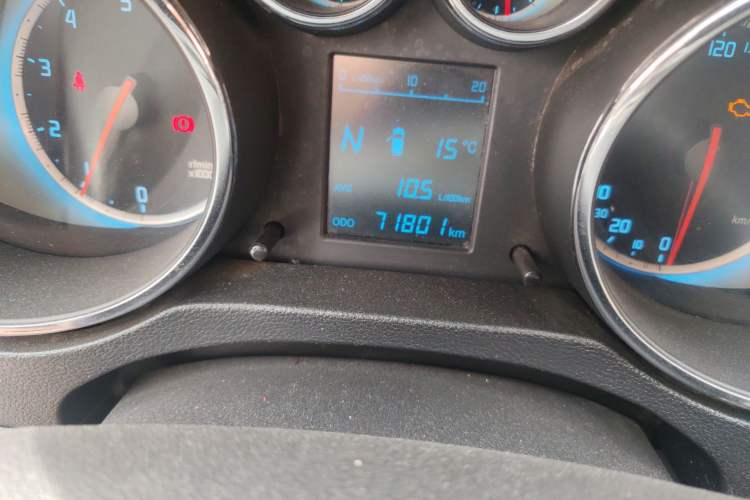 Used CHANGAN CS35 2015 1.6L Automatic Prestige Model China IV Standard Odometer Close Up