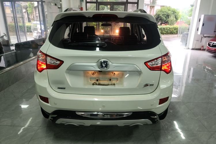 Used CHANGAN CS35 2015 1.6L Manual Luxury Model China IV Standard Rear