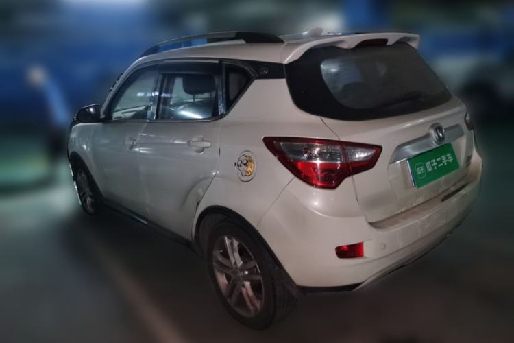Used CHANGAN CS35 2015 1.6L Manual Luxury Model China IV Standard Rear Left 45 Deg