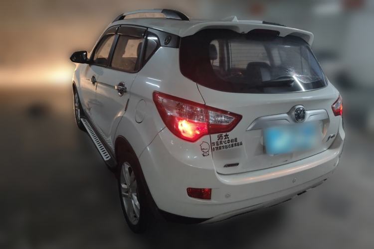 Used CHANGAN CS35 2015 1.6L Manual Luxury Model China IV Standard Rear Left 45 Deg