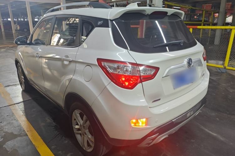 Used CHANGAN CS35 2015 1.6L Manual Luxury Model China IV Standard Rear Left 45 Deg