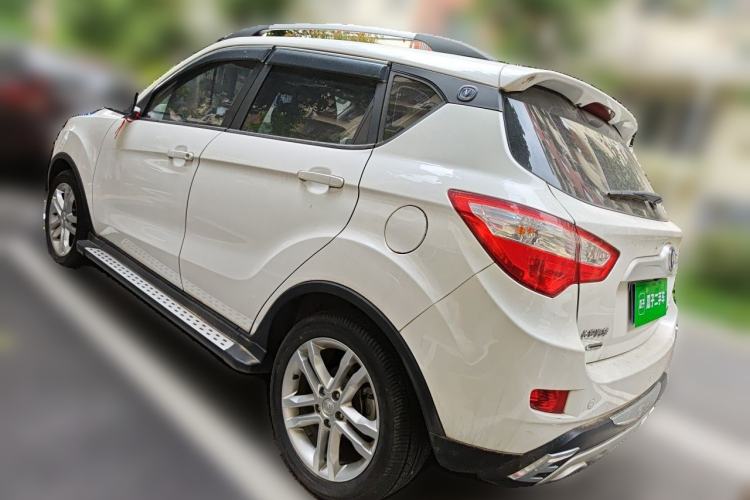 Used CHANGAN CS35 2015 1.6L Manual Luxury Model China IV Standard Rear Left 45 Deg