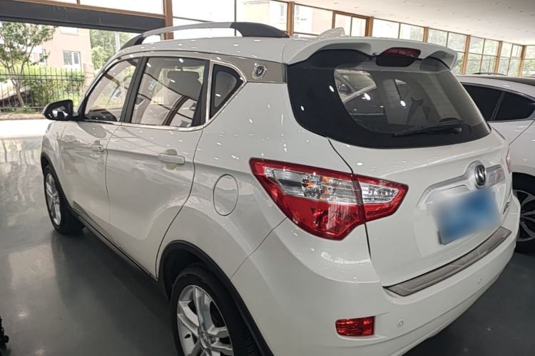 Used CHANGAN CS35 2015 1.6L Manual Luxury Model China IV Standard Rear Left 45 Deg