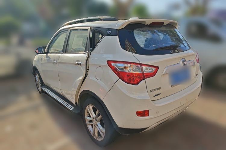 Used CHANGAN CS35 2015 1.6L Automatic Luxury Model China IV Standard Rear Left 45 Deg