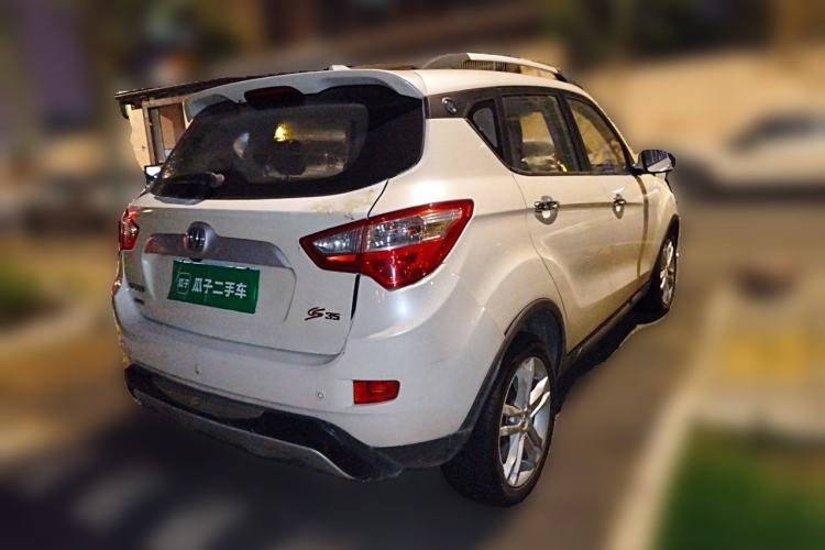 Used CHANGAN CS35 2015 1.6L Automatic Luxury Model China IV Standard Rear Right 45 Deg