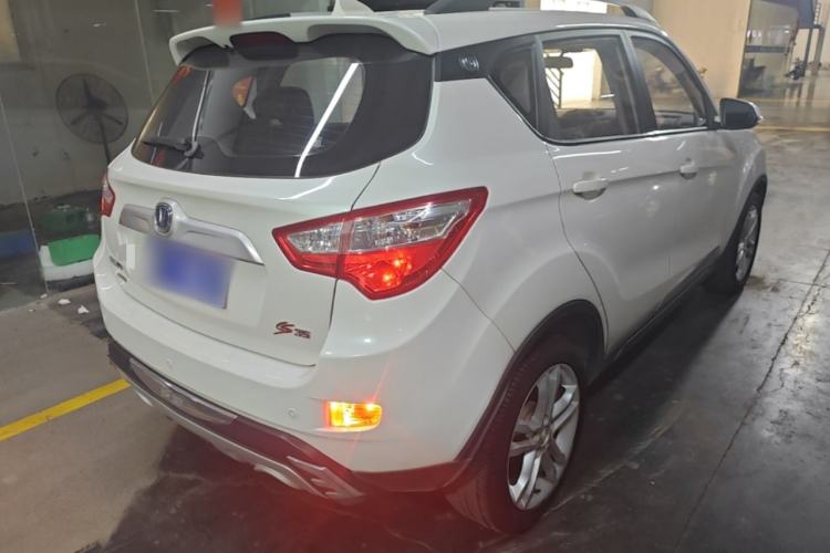 Used CHANGAN CS35 2015 1.6L Manual Luxury Model China IV Standard Rear Right 45 Deg