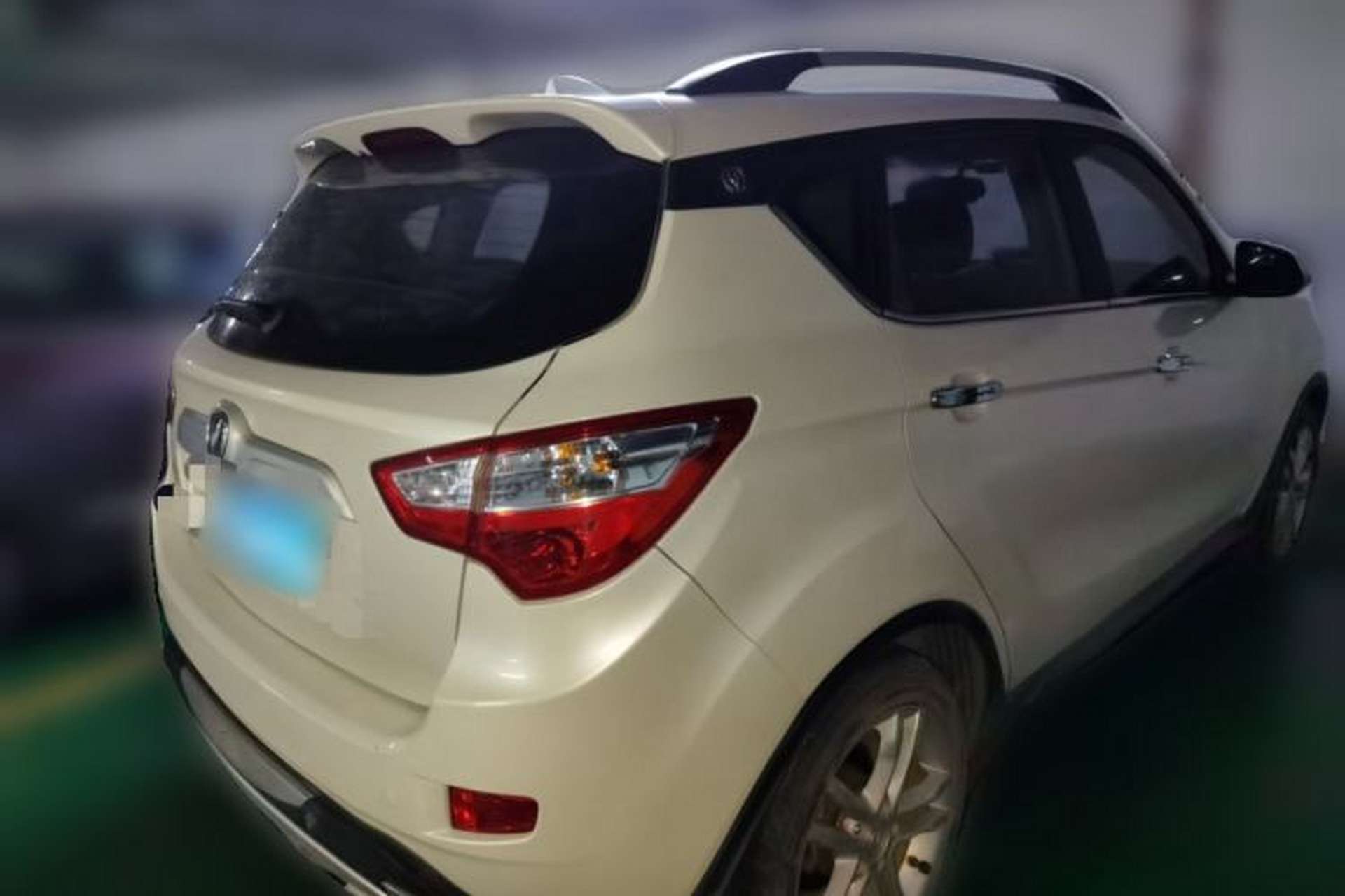 Used CHANGAN CS35 2015 1.6L Automatic Luxury Model China IV Standard Rear Right 45 Deg