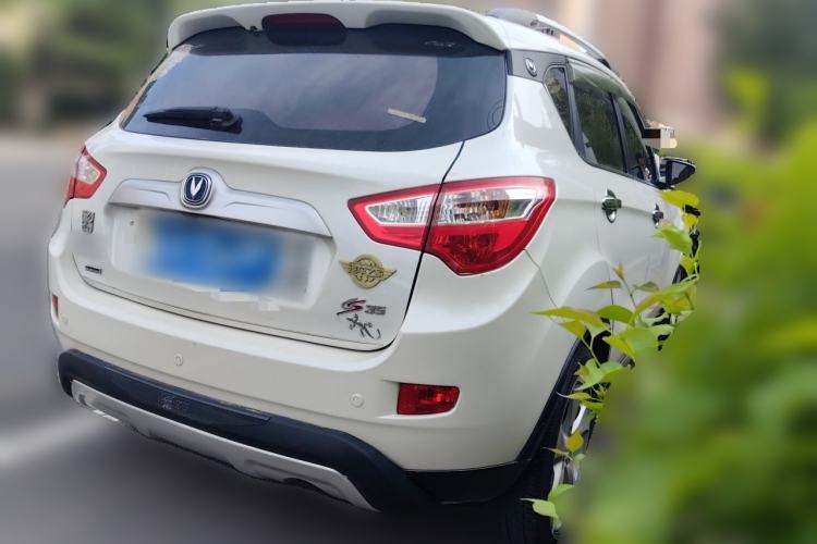 Used CHANGAN CS35 2015 1.6L Automatic Luxury Model China IV Standard Rear Right 45 Deg