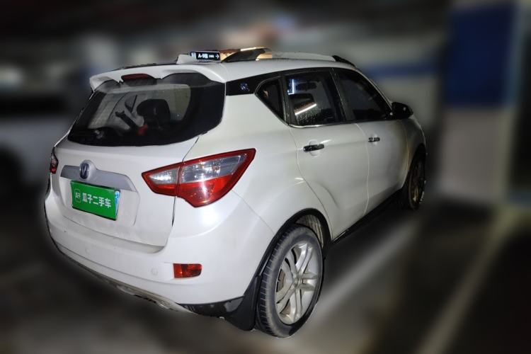 Used CHANGAN CS35 2015 1.6L Automatic Luxury Model China IV Standard Rear Right 45 Deg