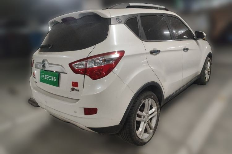 Used CHANGAN CS35 2015 1.6L Automatic Luxury Model China IV Standard Rear Right 45 Deg