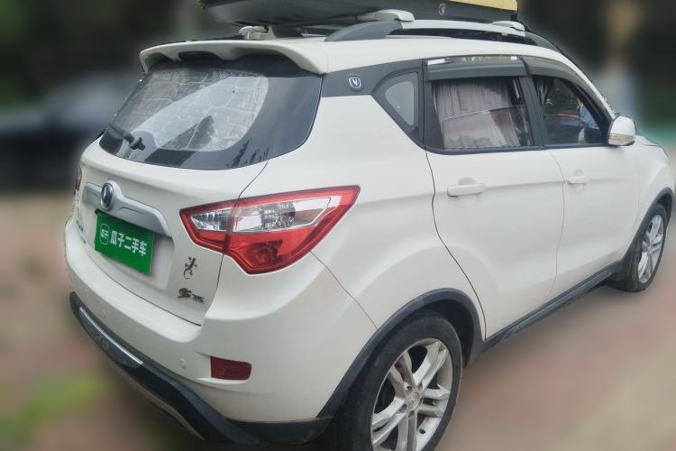 Used CHANGAN CS35 2015 1.6L Manual Luxury Model China IV Standard Rear Right 45 Deg