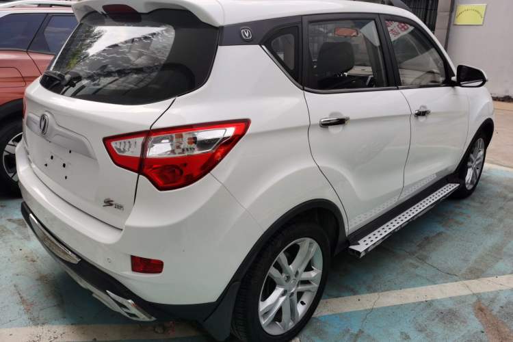 Used CHANGAN CS35 2015 1.6L Automatic Luxury Model China V Standard Rear Right 45 Deg
