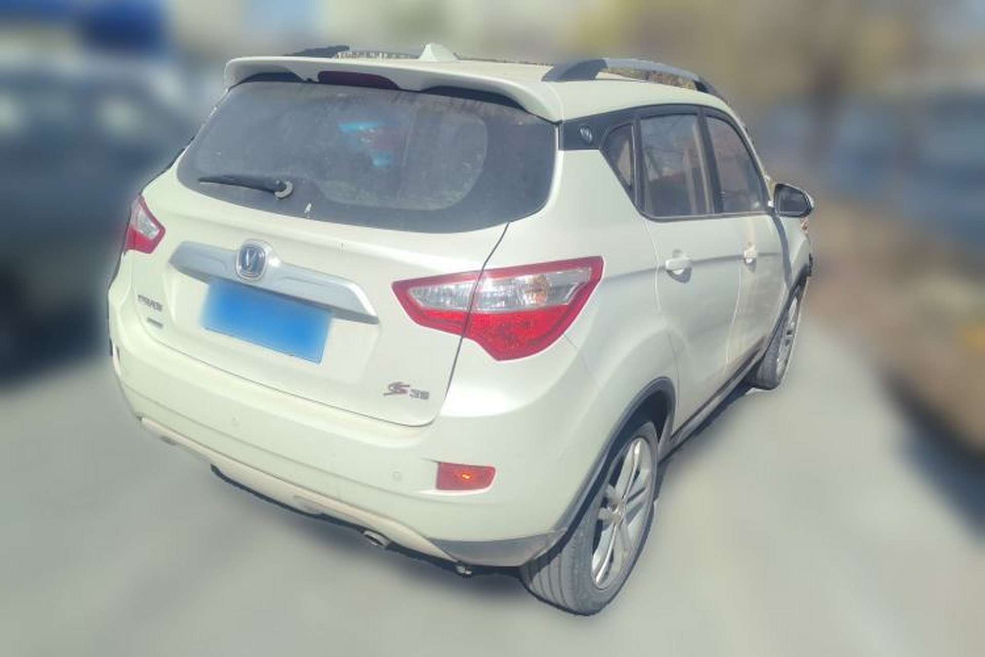 Used CHANGAN CS35 2015 1.6L Manual Comfort Model China IV Standard Rear Right 45 Deg