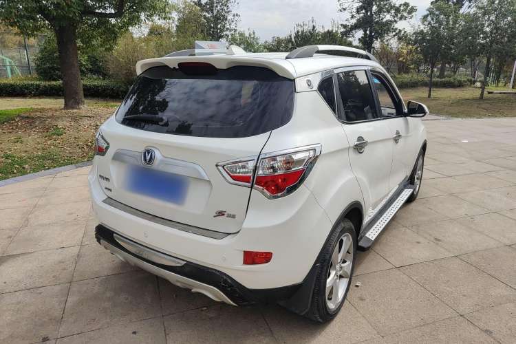 Used CHANGAN CS35 2015 1.6L Manual Luxury Model China IV Standard Rear Right 45 Deg