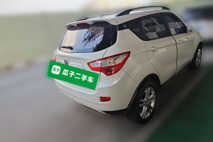 Used CHANGAN CS35 2015 1.6L Manual Luxury Model China IV Standard Rear Right 45 Deg