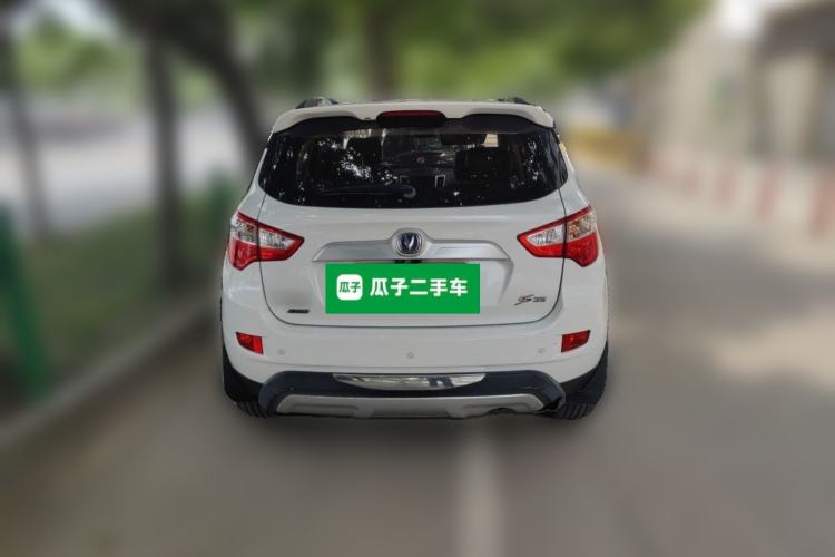 Used CHANGAN CS35 2015 1.6L Manual Luxury Model China V Standard Rear