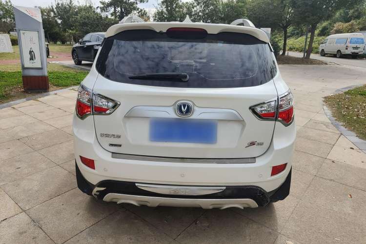 Used CHANGAN CS35 2015 1.6L Manual Luxury Model China IV Standard Rear