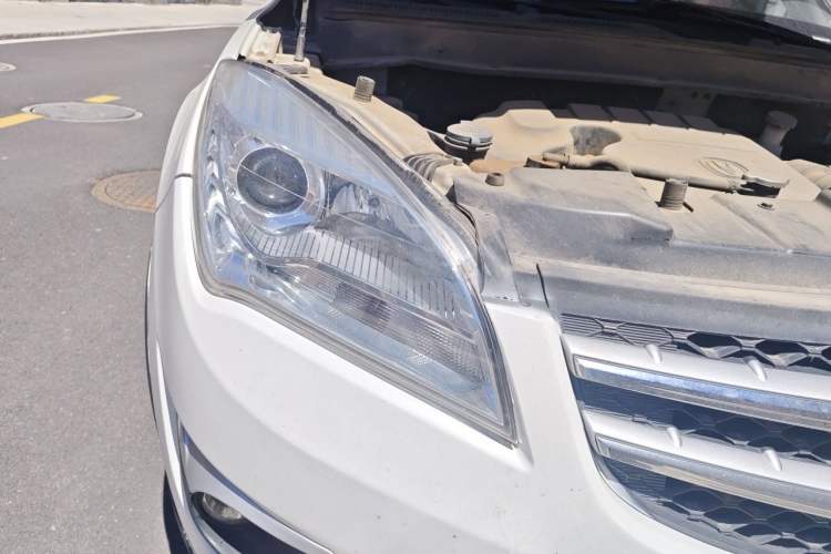 Used CHANGAN CS35 2015 1.6L Automatic Luxury Model China IV Standard Right Front Headlight