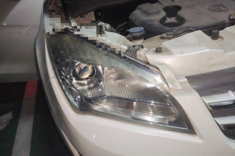 Used CHANGAN CS35 2015 1.6L Automatic Luxury Model China IV Standard Right Front Headlight